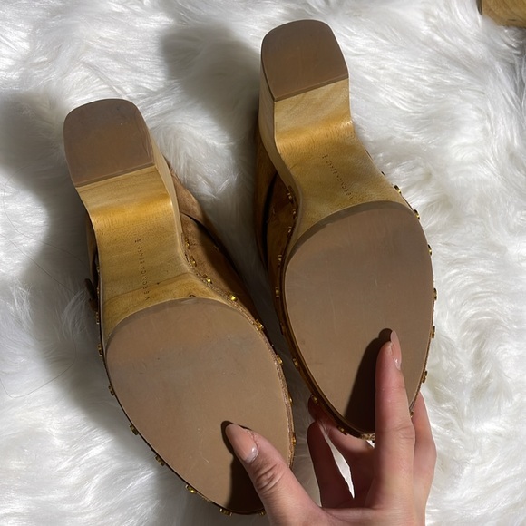 Veronica Beard Dacey Clog - Picture 5 of 9